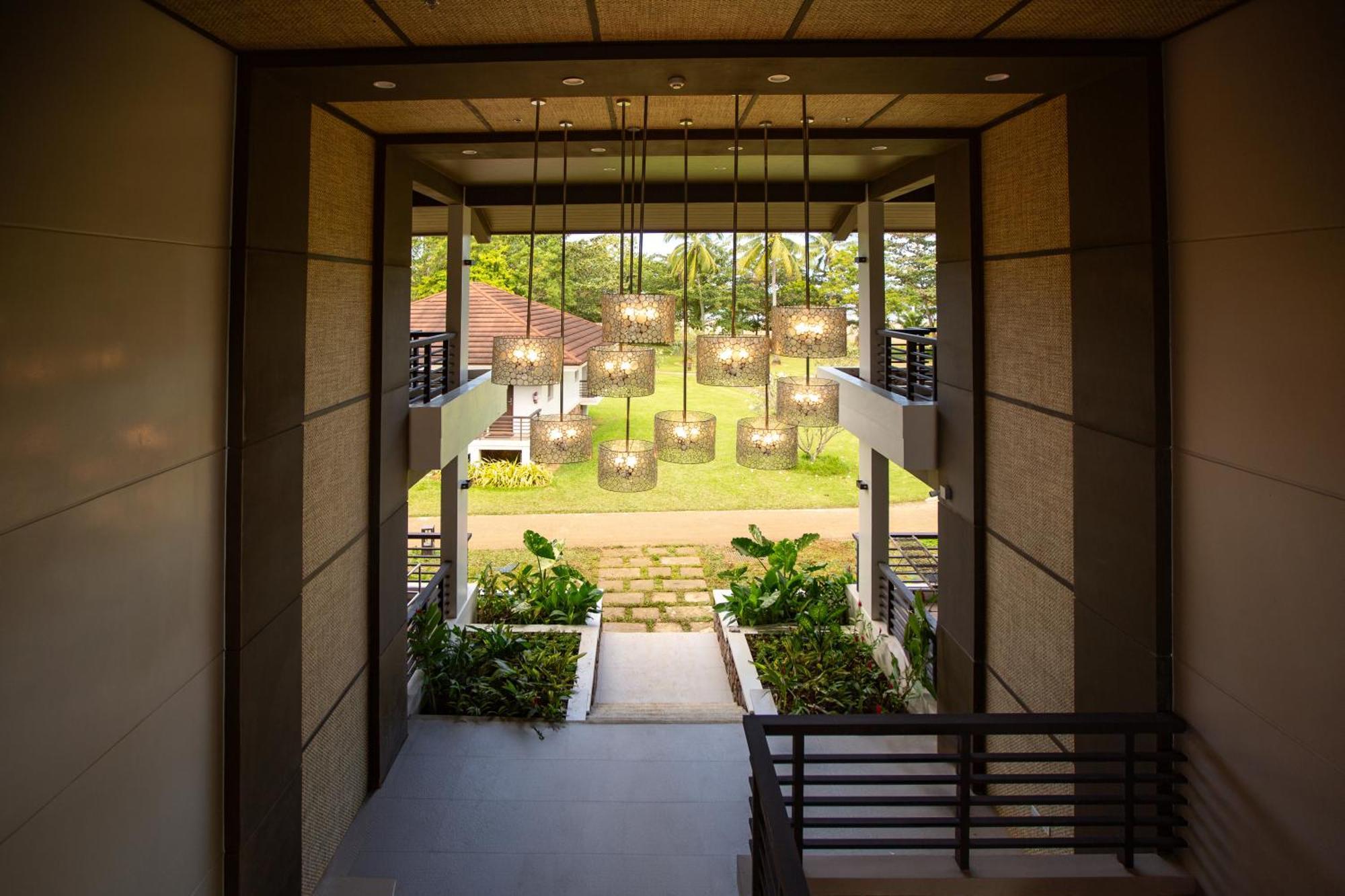 Solina Beach&Nature Resort Carles Exterior foto
