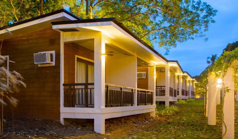 Solina Beach&Nature Resort Carles Exterior foto