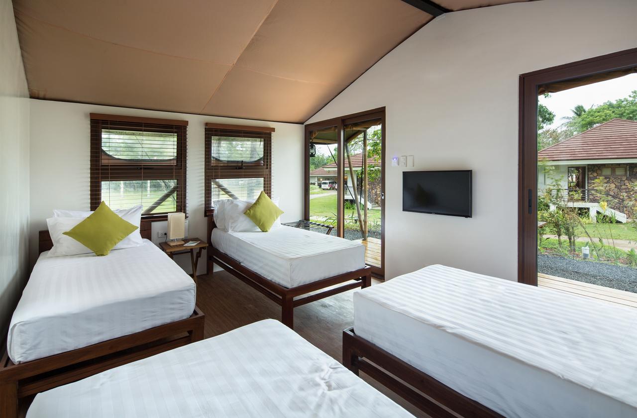 Solina Beach&Nature Resort Carles Exterior foto