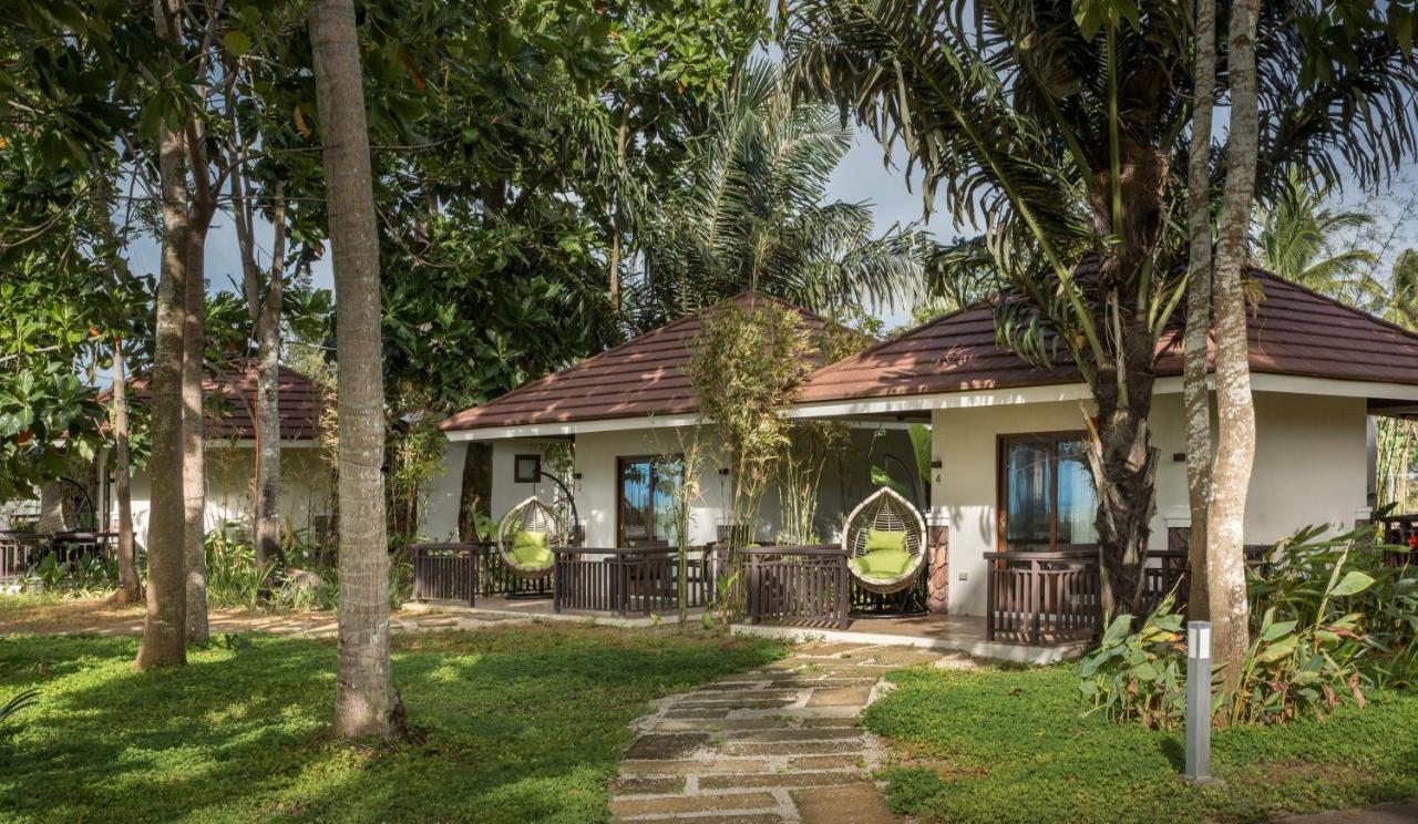 Solina Beach&Nature Resort Carles Exterior foto